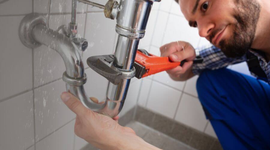 Professional same day plumber services in Centreville, MI